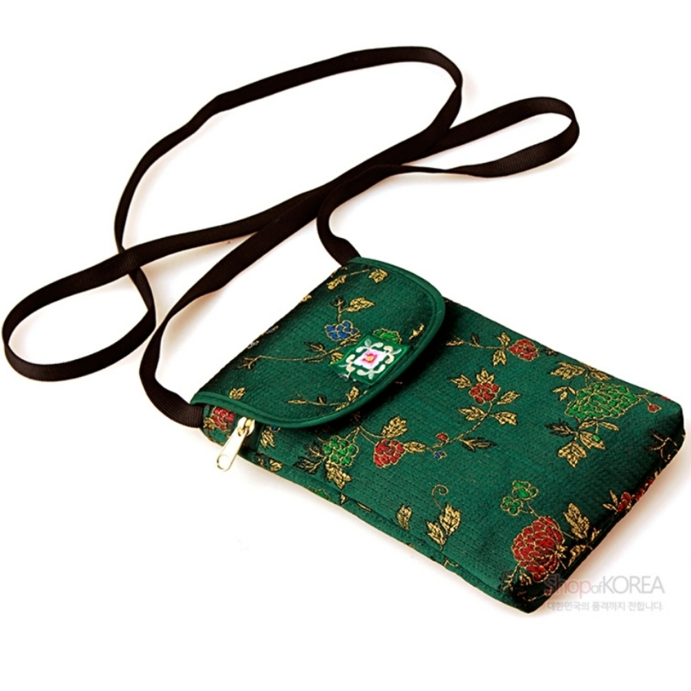 Korean Pretty quilted smartphone pouch X Nubisu Smart Pouch [Dark Green]